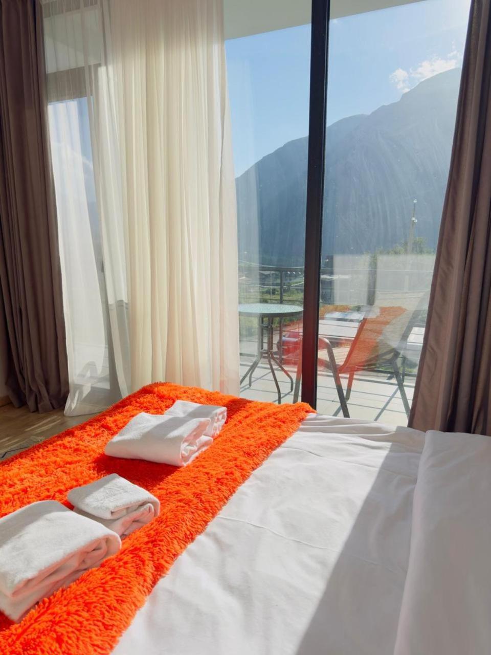 Chalet Kazbegi Hotel Ngoại thất bức ảnh